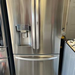LG Fridge Ice Maker And Water Dispenser Everything Working Perfect Condition 👌 