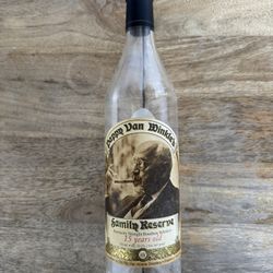 pappy van winkle bottle