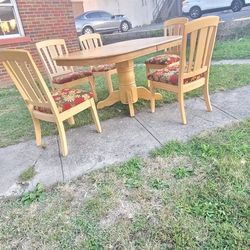 Dining  Table  Set  With  Beautiful 5 Chairs 