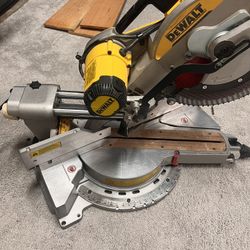 Miter Saw  Dewalt Model Dws779 And Stand