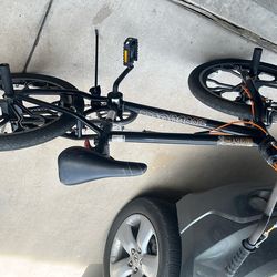 20”Mongoose Mode BMX bike