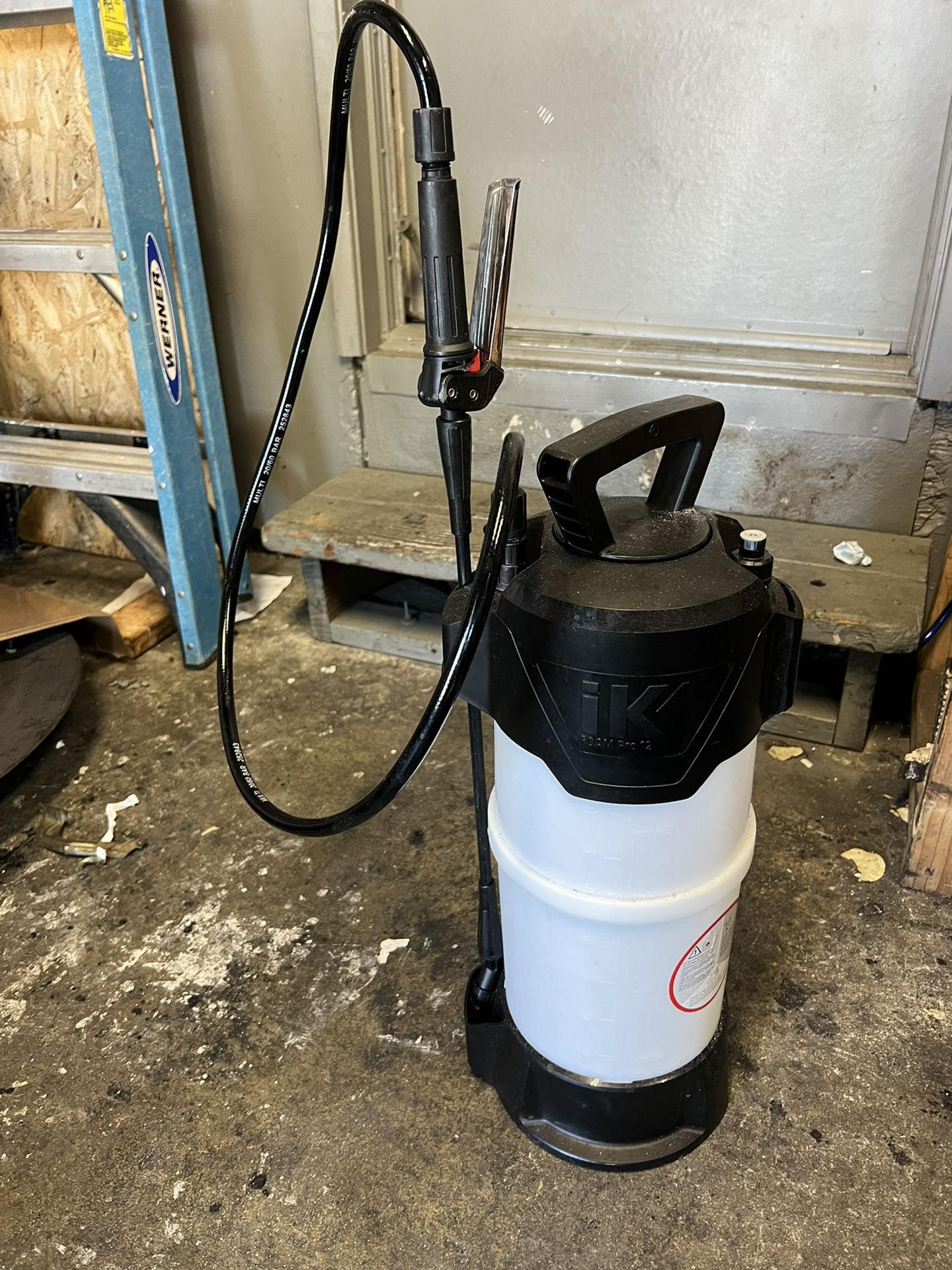 Ik Pump Sprayer for Sale in Suisun City, CA - OfferUp