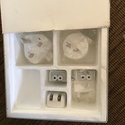 Apple World Travel Adapter Kit (One Missing)