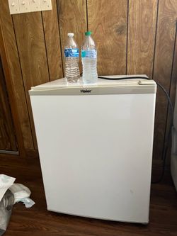 Haier Mini Fridge