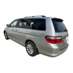 Honda Odyssey TOURING.
