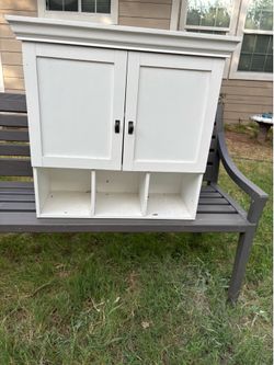 Cabinet/ Shelves