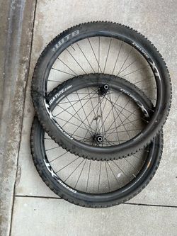 Shimano Deore XT Wheels - MTB