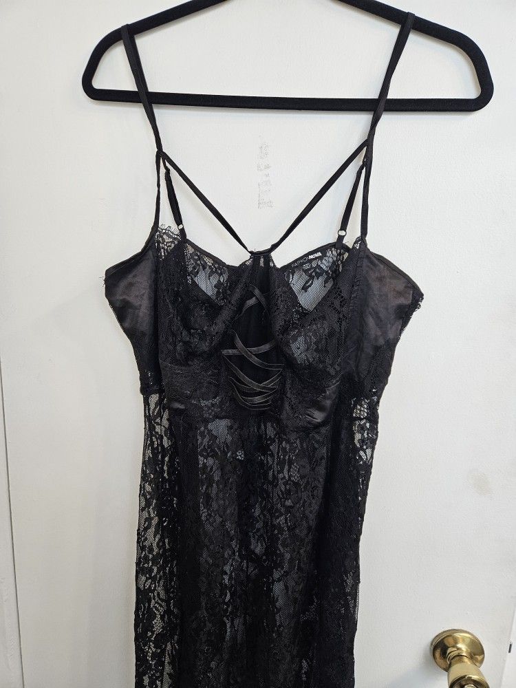 Black Sheer Night Gown