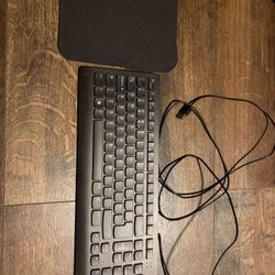 Lenovo Keyboard Mint Condition Free Mouse Pad 