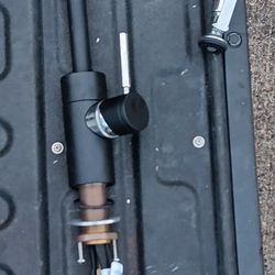 Blk Waterstone Kithen Faucet 