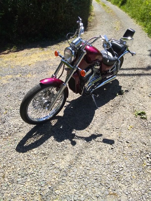 88 Suzuki Intruder 750