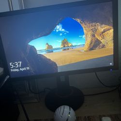 Cyber Power PC gaming Setup