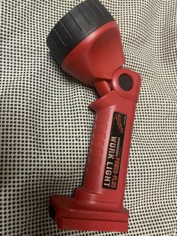 Milwaukee Flush Light 