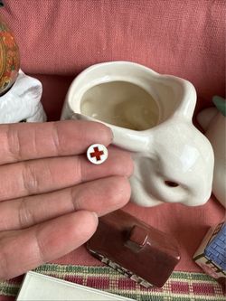 Red Cross Enamel Lapel Pin vintage