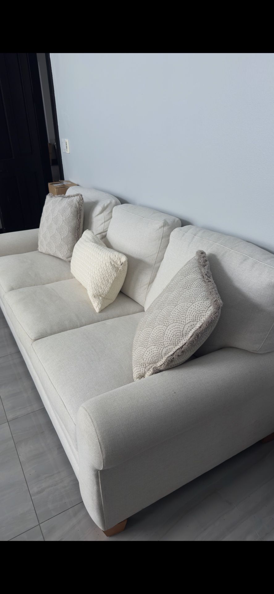 Basset sofas in fabric