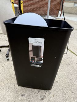 Motion Sensor Garbage Can 