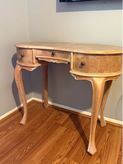 Vanity Table