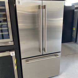 Stainless Steel 23.1 Cu. Ft. Counter Depth French Door Refrigerator 
