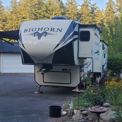 Heartland Big Horn 32RS