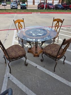 Dining set- vintage style