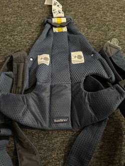 BabyBjörn Baby Carrier Mini – Navy Blue 3D Mesh. Great condition! Retails for $119.99 new. Asking $50 OBO — need gone today! Pickup only.