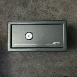 Sentry Steel Safe Lock Box /w Key
