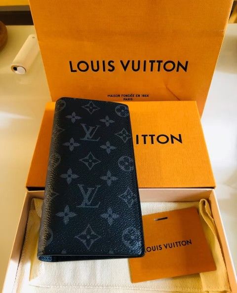 LV Wallet