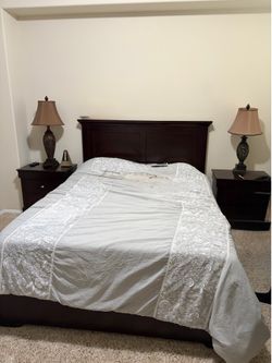 Ashley’s Furniture bedroom set