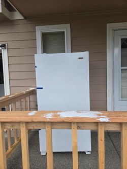 Standup freezer