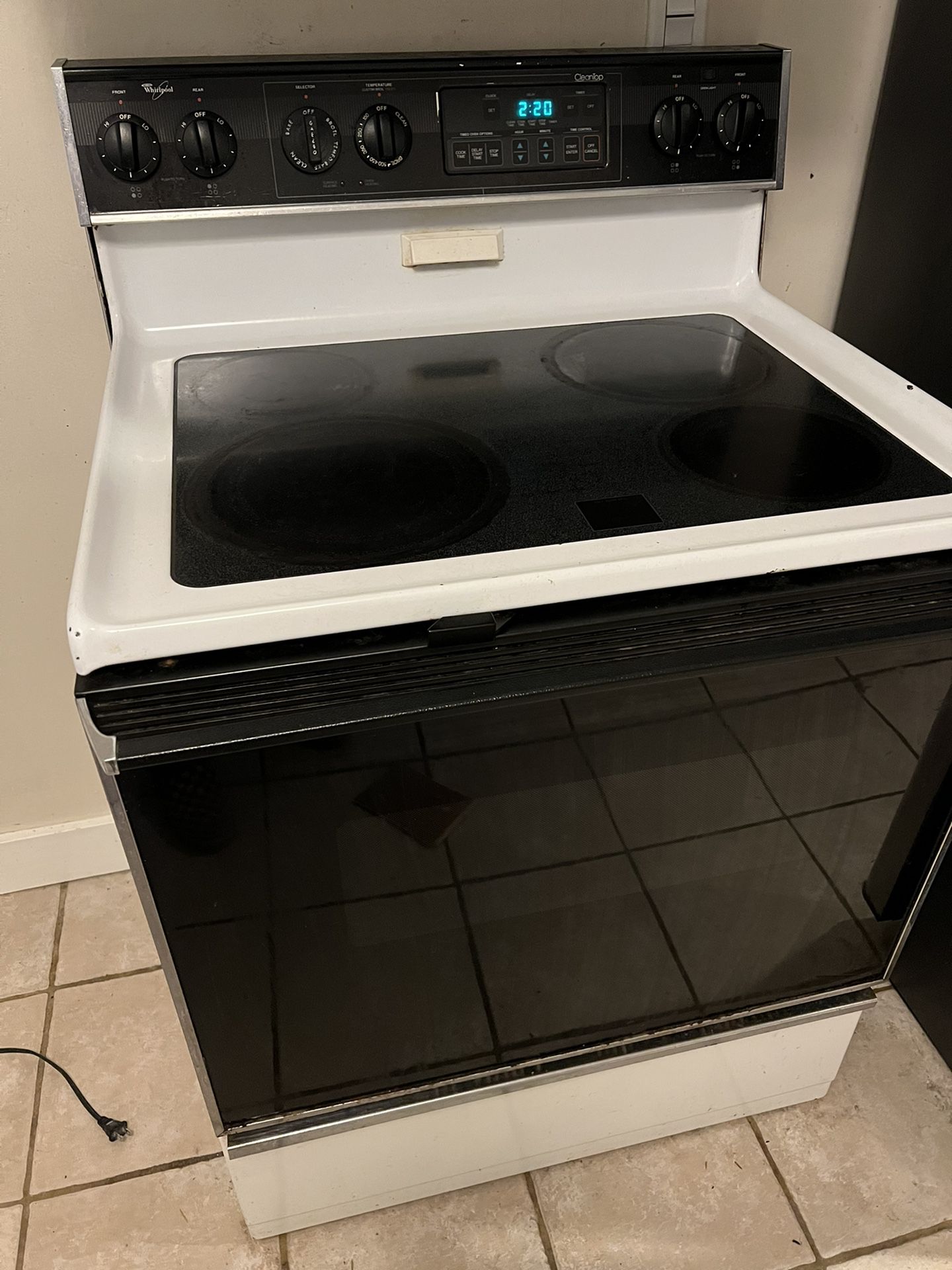 Whirlpool Stove oven Glass top WORKS GREAT