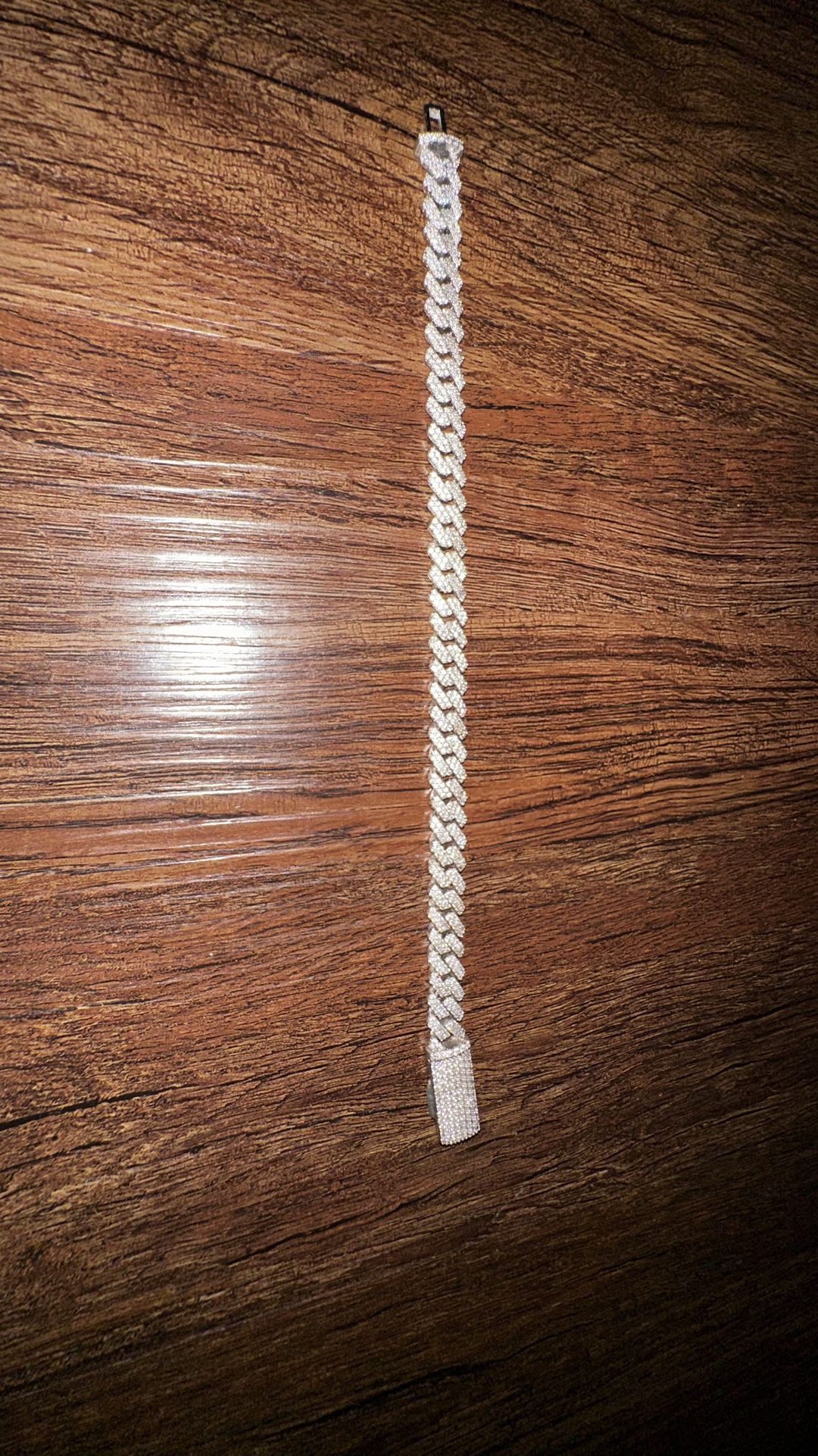 925S & VVS MOISSANITE 9MM CUBAN BRACELET