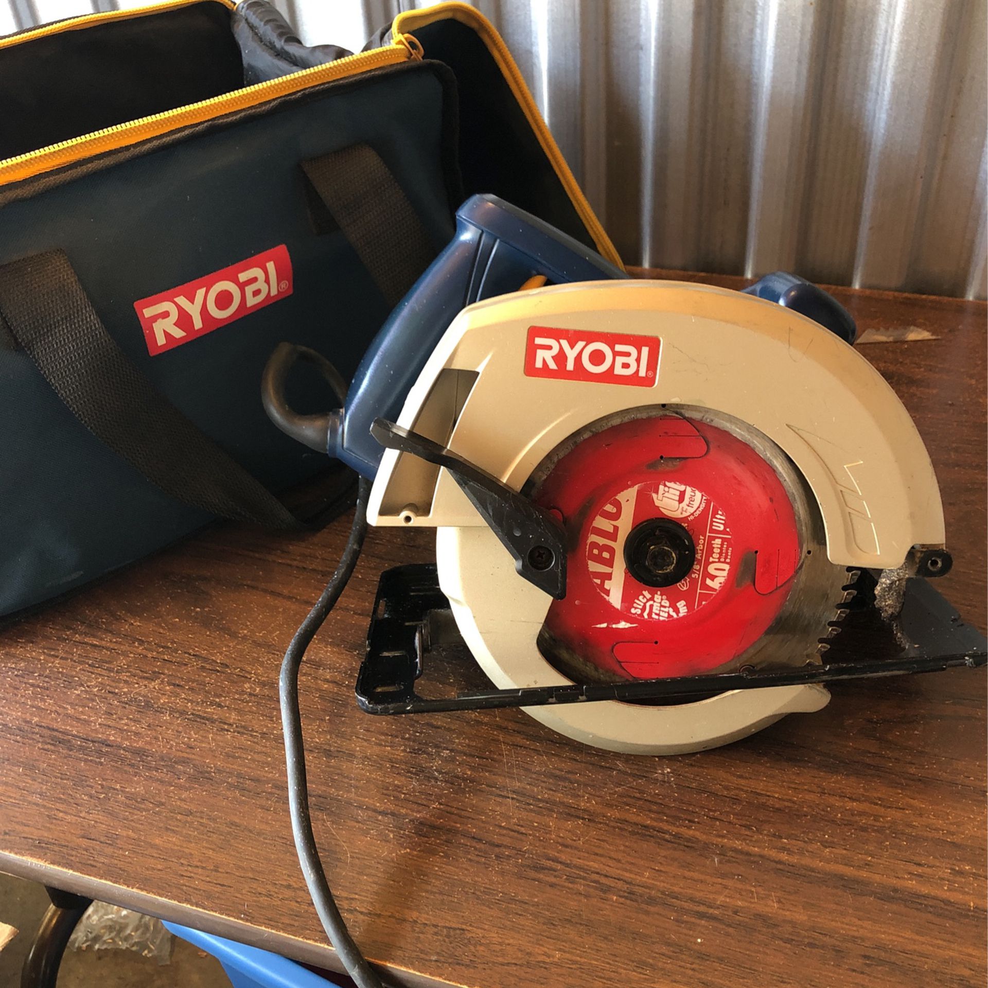 Ryobi Circular Saw Kit  7.25inch, 12 Amp With Extras
