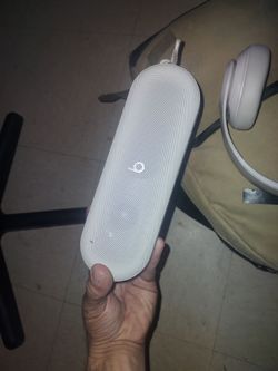 Beats Pill (Model A3211)
