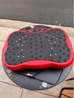 Vibration plate exercise machine