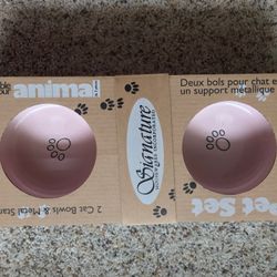 *NEW & UNUSED* 2 Cat Bowls & Meal Stand