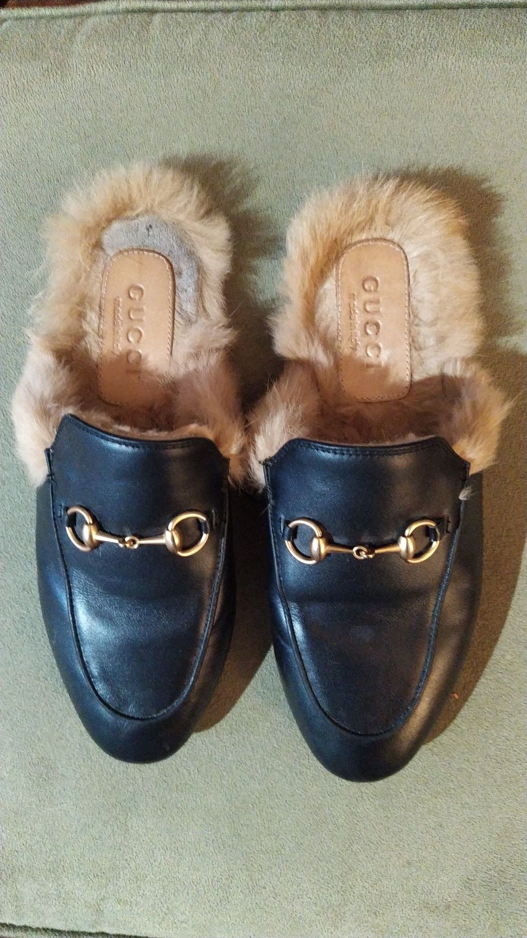 Gucci princetown leather mules with fur