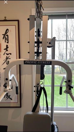 pacific fitness zuma with leg press 210 lb stack included
