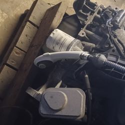 09 Chrysler. 2400 Engine 90k Miles