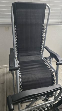 Zero gravity chairs