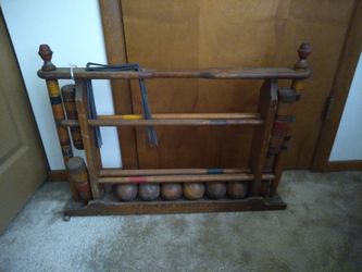 1920 Croquet Set And Counter.
