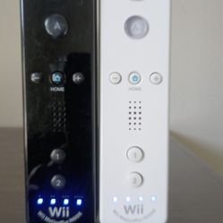 Nintendo Wii Remote with Motion Plus