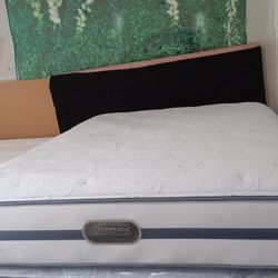 Queen Size Mattress (Colchón Queen Size)