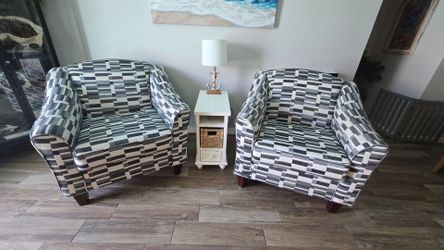 Accent Chairs