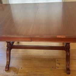 Vintage Fine Mahogany Trestle-Base Dining Table With Three Leaf Inserts