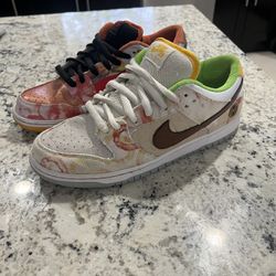 Nike SB Dunk Street Hawkers