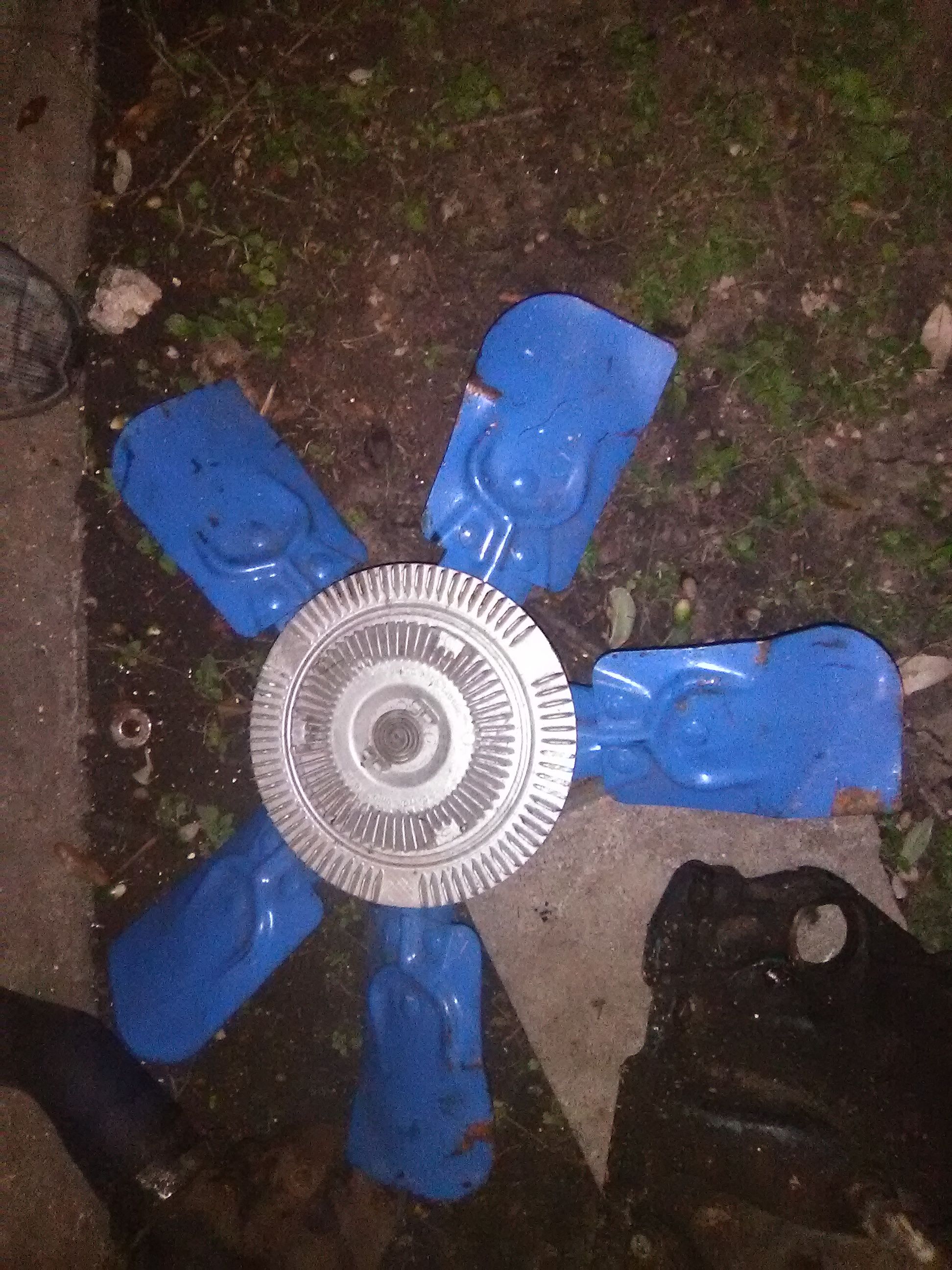 Clutch and fan