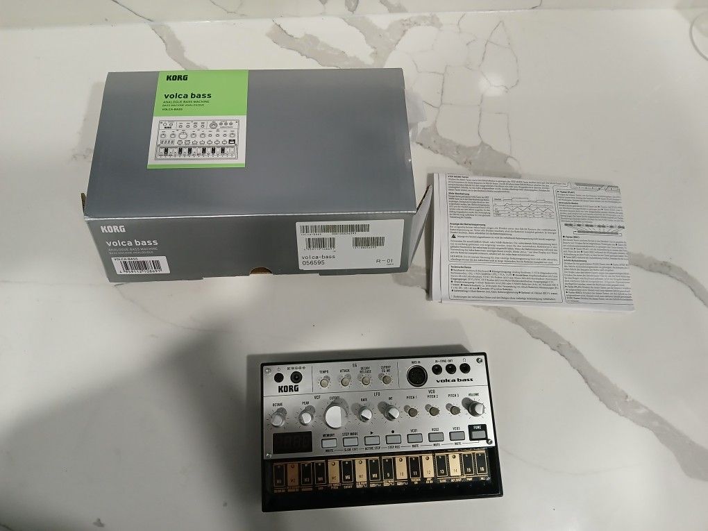 Korg Volca Bass Analog Synthesizer As Is/Parts And Repair Read Description $60 OBO