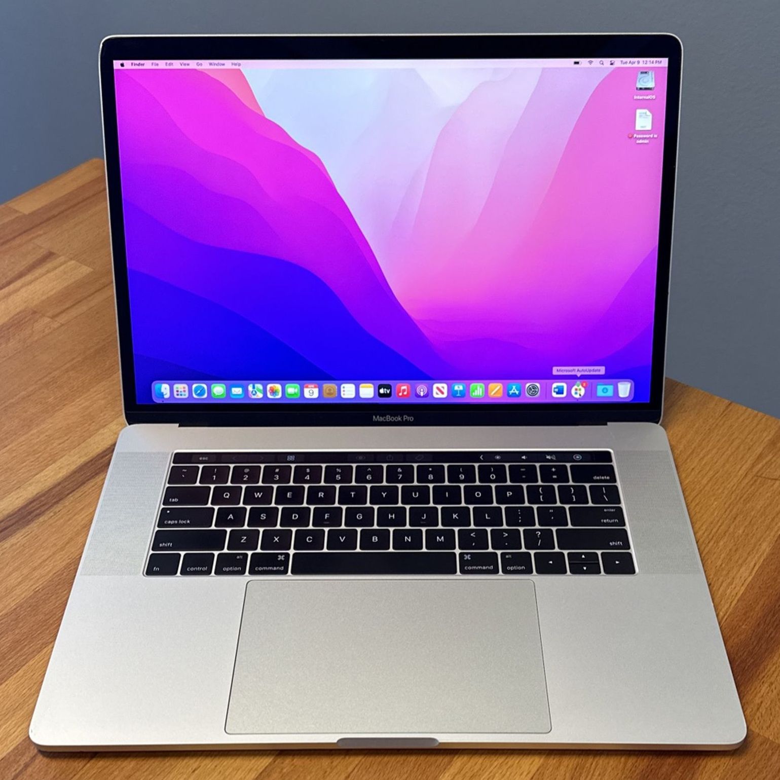  CLEAN  Apple MacBook Pro 15” Retina 2.9GHz 16GB 500GB SSD 