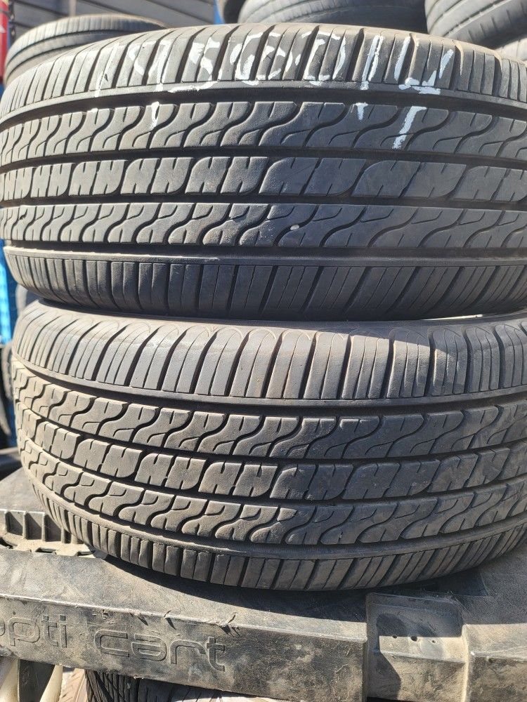Vendo 2 Llantas Usadas 195 60 14 Toyo 