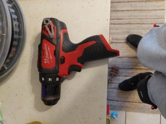 Milwaukee M12 Dril 